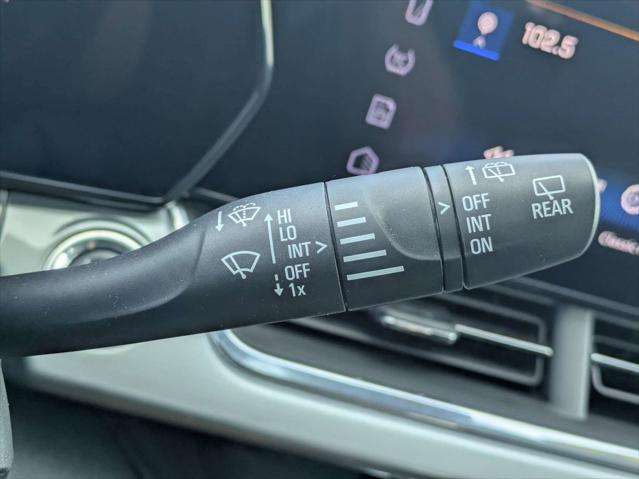 2025 Chevrolet Trax FWD LT