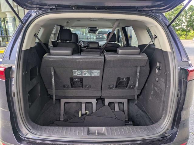 2024 Kia Carnival MPV LX Seat Package
