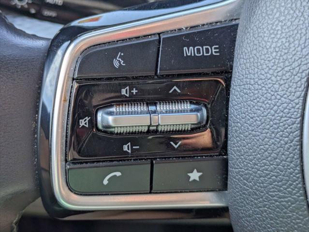 2024 Kia Carnival MPV LX Seat Package