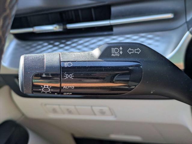 2024 Kia Carnival MPV LX Seat Package