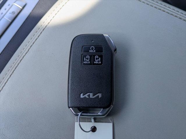 2024 Kia Carnival MPV LX Seat Package