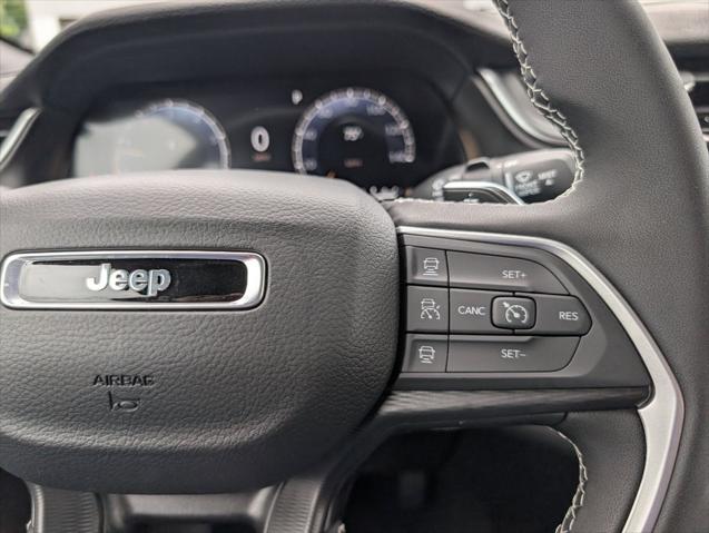 2026 Jeep Grand Cherokee Laredo 4x4