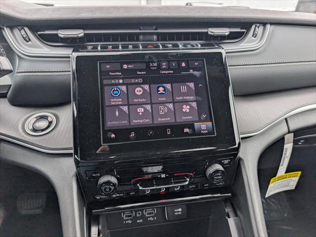 2026 Jeep Grand Cherokee Laredo 4x4