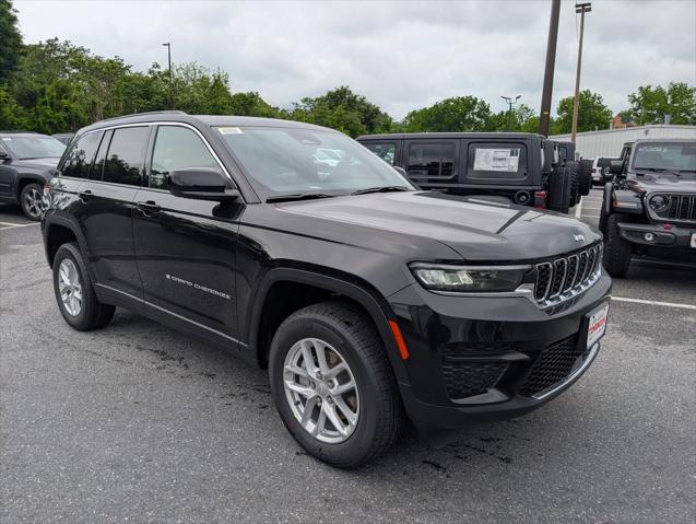 2026 Jeep Grand Cherokee Laredo 4x4