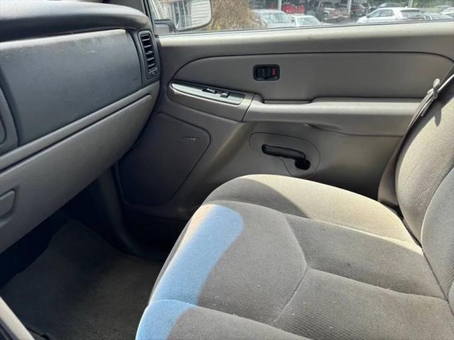 2005 GMC Yukon XL SLE