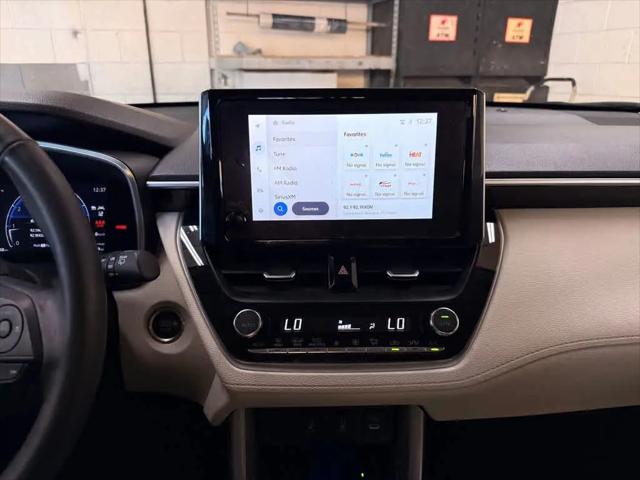 2023 Toyota Corolla Cross XLE