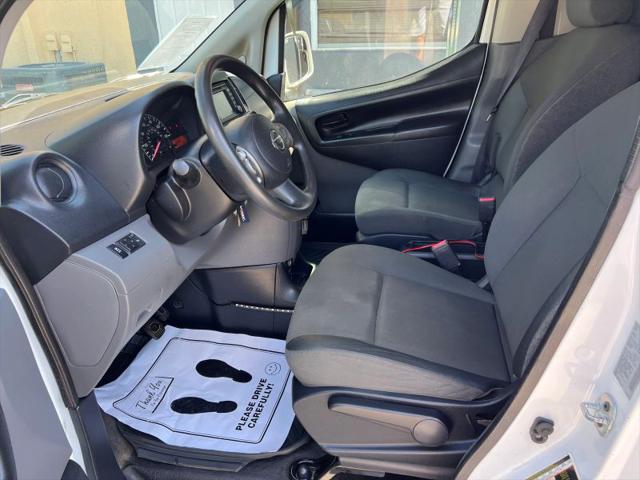 2015 Nissan NV200 SV