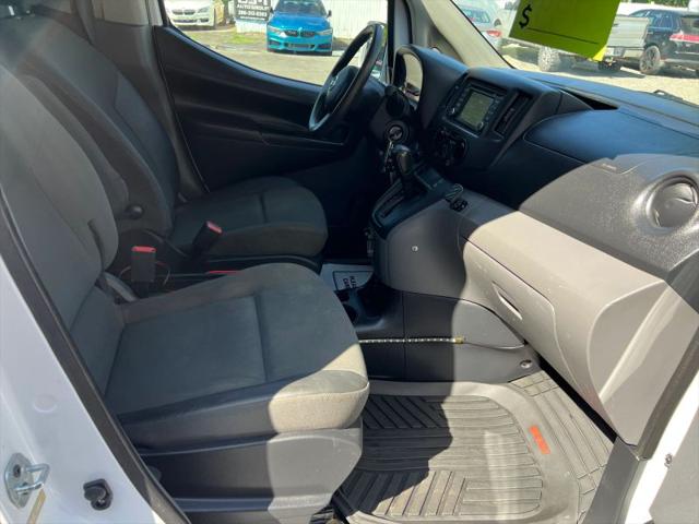 2015 Nissan NV200 SV