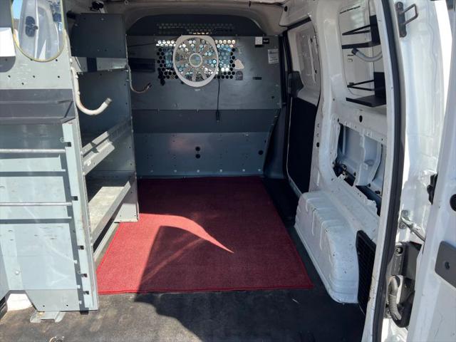 2015 Nissan NV200 SV