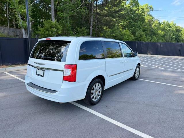 2015 Chrysler Town & Country Touring