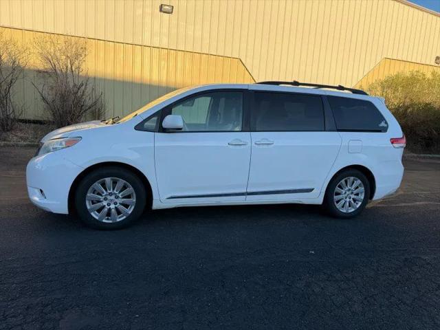 2013 Toyota Sienna XLE 7 Passenger for sale in Aurora, CO