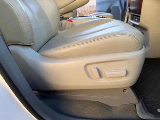 2013 Toyota Sienna XLE 7 Passenger