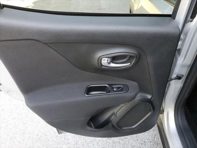 2021 Jeep Renegade Latitude FWD