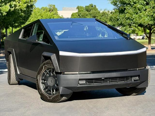 2024 Tesla Cybertruck Cyberbeast
