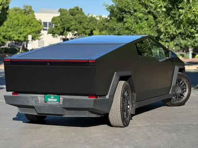 2024 Tesla Cybertruck Cyberbeast
