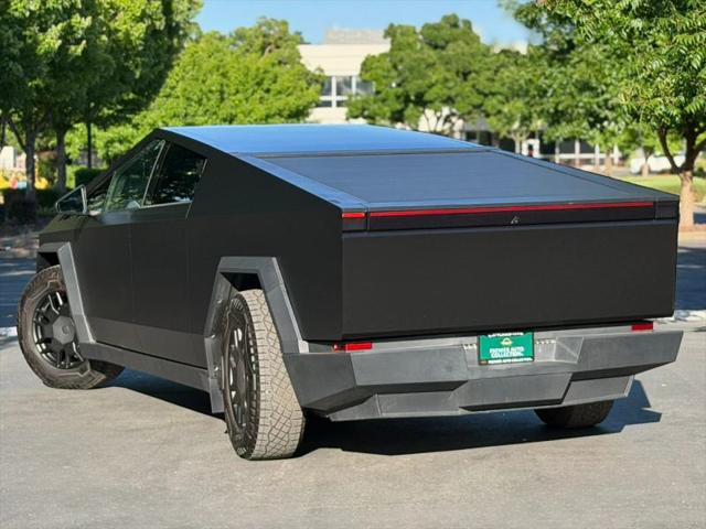 2024 Tesla Cybertruck Cyberbeast