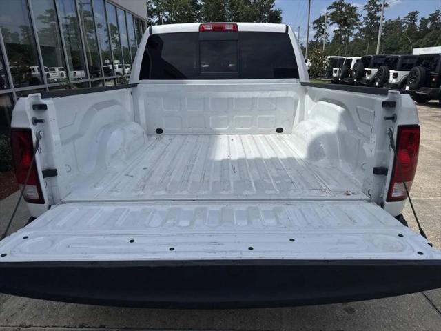 2023 Ram 1500 Classic SLT Crew Cab 4x4 5'7" Box