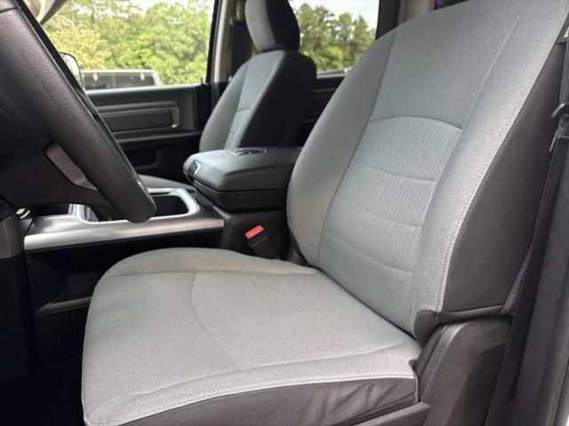 2023 Ram 1500 Classic SLT Crew Cab 4x4 5'7" Box