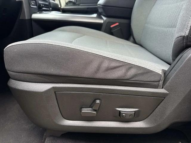 2023 Ram 1500 Classic SLT Crew Cab 4x4 5'7" Box