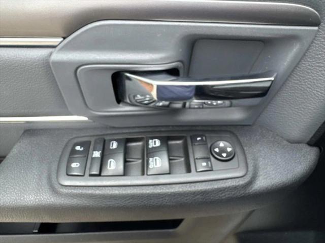 2023 Ram 1500 Classic SLT Crew Cab 4x4 5'7" Box