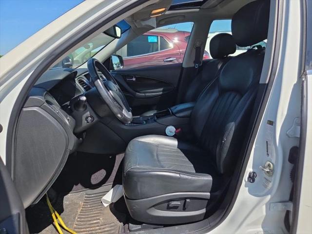 2017 INFINITI QX50 Base