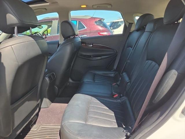 2017 INFINITI QX50 Base