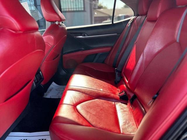 2019 Toyota Camry XSE