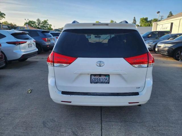 2011 Toyota Sienna LE V6