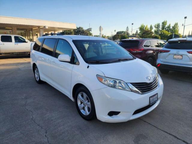 2011 Toyota Sienna LE V6