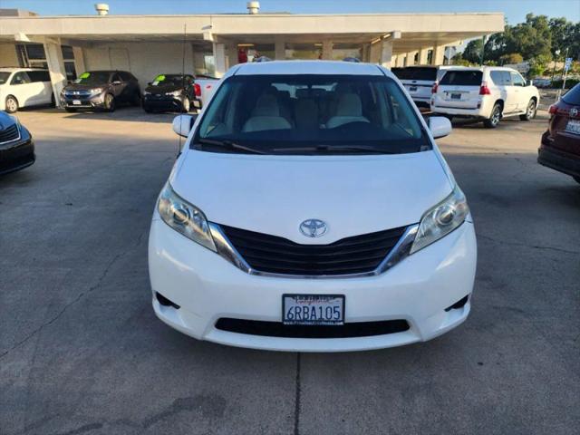 2011 Toyota Sienna LE V6