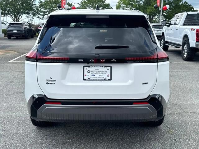 2026 Toyota RAV4 SE