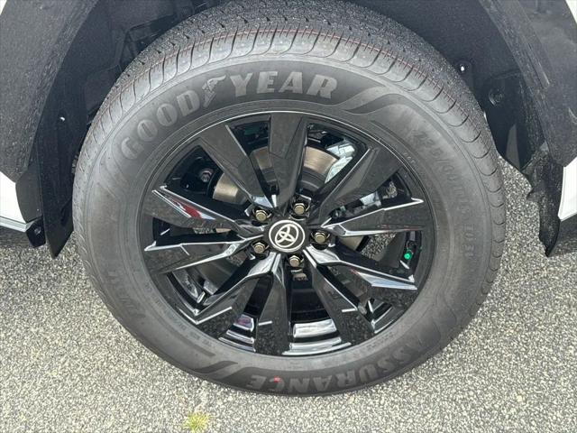2026 Toyota RAV4 SE