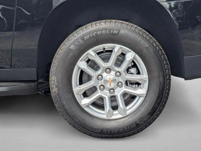 2026 Chevrolet Suburban LT, RWD