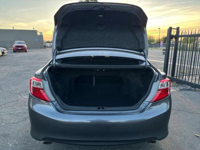 2014 Toyota Camry XLE V6