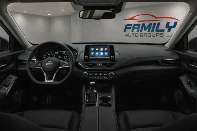 2024 Nissan Altima SV FWD