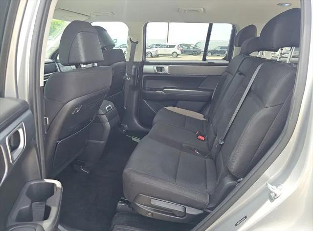 2025 Hyundai Santa Fe SE