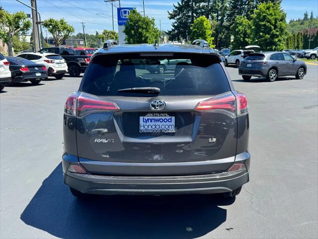 2017 Toyota RAV4 LE