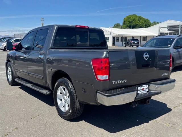 2004 Nissan Titan LE