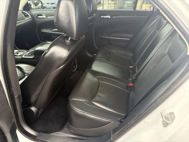 2016 Chrysler 300 AWD