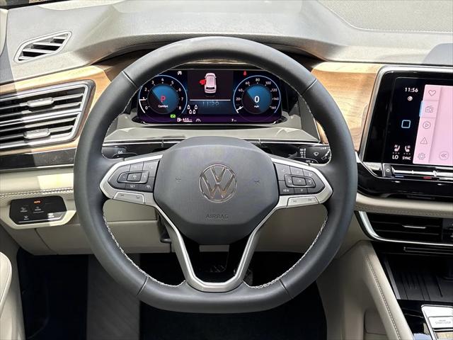 2026 Volkswagen Atlas SE with Technology