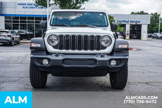 2025 Jeep Wrangler 4-Door Summit 4x4