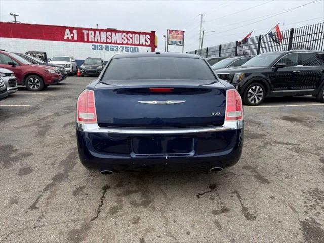 2014 Chrysler 300 300