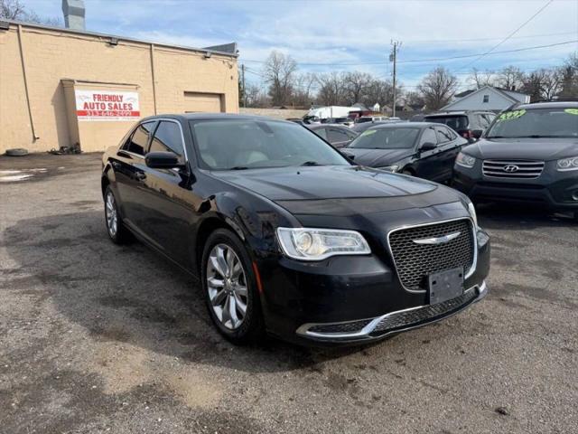 2017 Chrysler 300 Limited AWD