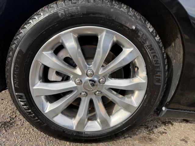 2017 Chrysler 300 Limited AWD