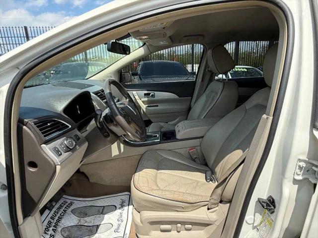 2013 Lincoln MKX Base