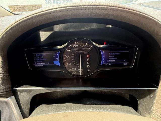 2013 Lincoln MKX Base