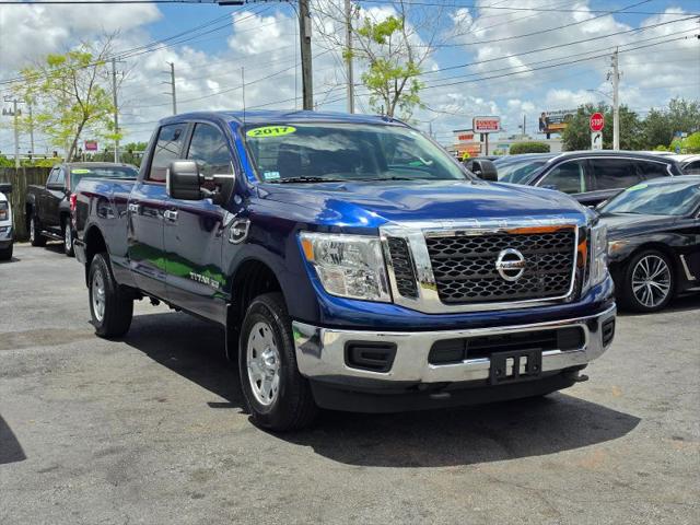 2017 Nissan Titan XD SV Gas