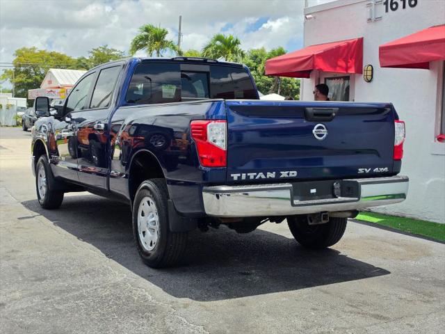 2017 Nissan Titan XD SV Gas