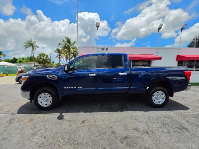 2017 Nissan Titan XD SV Gas