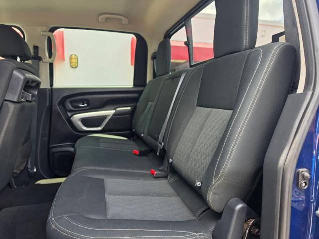 2017 Nissan Titan XD SV Gas